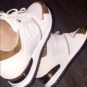 Louis Vuitton
RUN AWAY SNEAKER